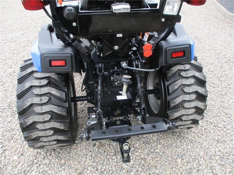 Solis S26 Shuttle XL 9+9 med industridæk - جرار: صورة 5 Solis S26 Shuttle XL 9+9 med industridæk - جرار: صورة 5