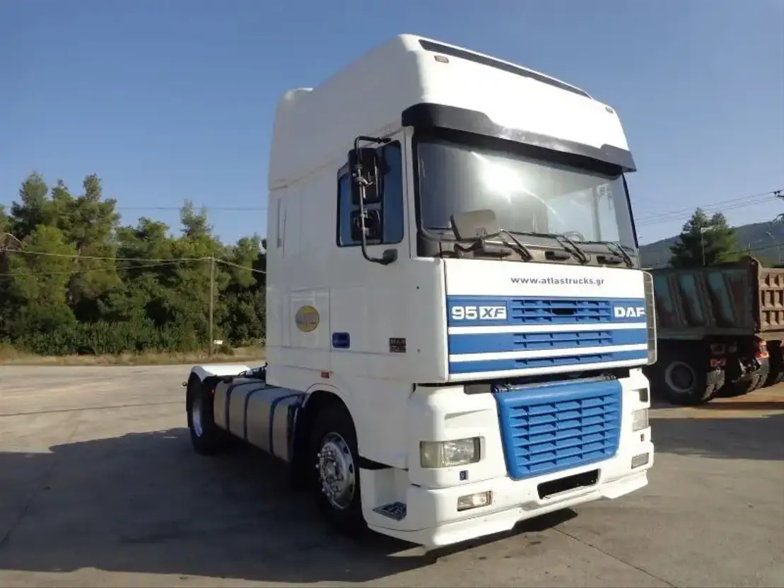 DAF XF 480 DAF XF.480 4X2 Super Space Intarder - وحدة جر: صورة 2 DAF XF 480 DAF XF.480 4X2 Super Space Intarder - وحدة جر: صورة 2