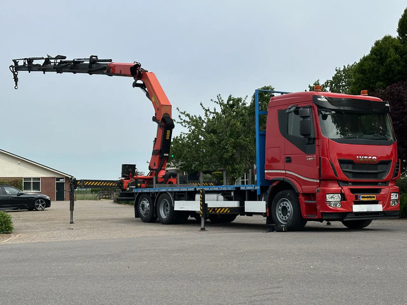 Iveco Stralis 420 !KRAAN/CRANE/GRUE/ Palfinger 42TM!! RADIO REMOTE!! EURO 6!!NL truck! - شاحنة كرين: صورة 1 Iveco Stralis 420 !KRAAN/CRANE/GRUE/ Palfinger 42TM!! RADIO REMOTE!! EURO 6!!NL truck! - شاحنة كرين: صورة 1