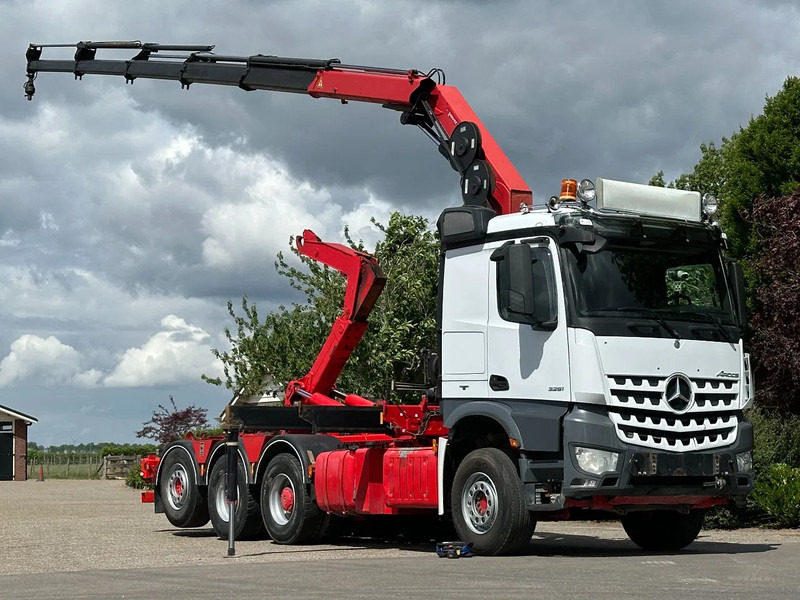 Mercedes-Benz Arocs 3251 8x4 TRIPLE!!26TM KRAAN/HAAK!!EURO6!!TOP! - شاحنة ذات خطاف, شاحنة كرين: صورة 1 Mercedes-Benz Arocs 3251 8x4 TRIPLE!!26TM KRAAN/HAAK!!EURO6!!TOP! - شاحنة ذات خطاف, شاحنة كرين: صورة 1