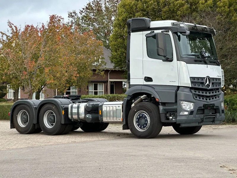 Mercedes-Benz Arocs 3351 6x4 LS!! TRK 180ton!!UNUSED!!TURBO RETARDER!!BELGIUM TRUCK!! - وحدة جر: صورة 3 Mercedes-Benz Arocs 3351 6x4 LS!! TRK 180ton!!UNUSED!!TURBO RETARDER!!BELGIUM TRUCK!! - وحدة جر: صورة 3