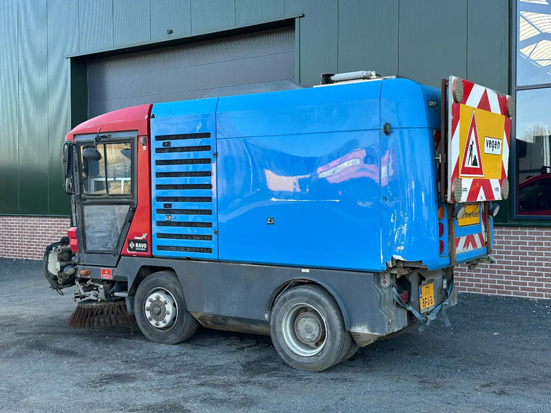 Ravo 580 VEEGMACHINE/SWEEPER!! - سياره كنس شوارع: صورة 3 Ravo 580 VEEGMACHINE/SWEEPER!! - سياره كنس شوارع: صورة 3