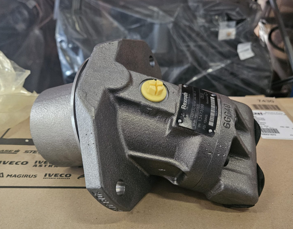 Case 48072675 - محرك هيدروليكي - آلات البناء: صورة 1 Case 48072675 - محرك هيدروليكي - آلات البناء: صورة 1