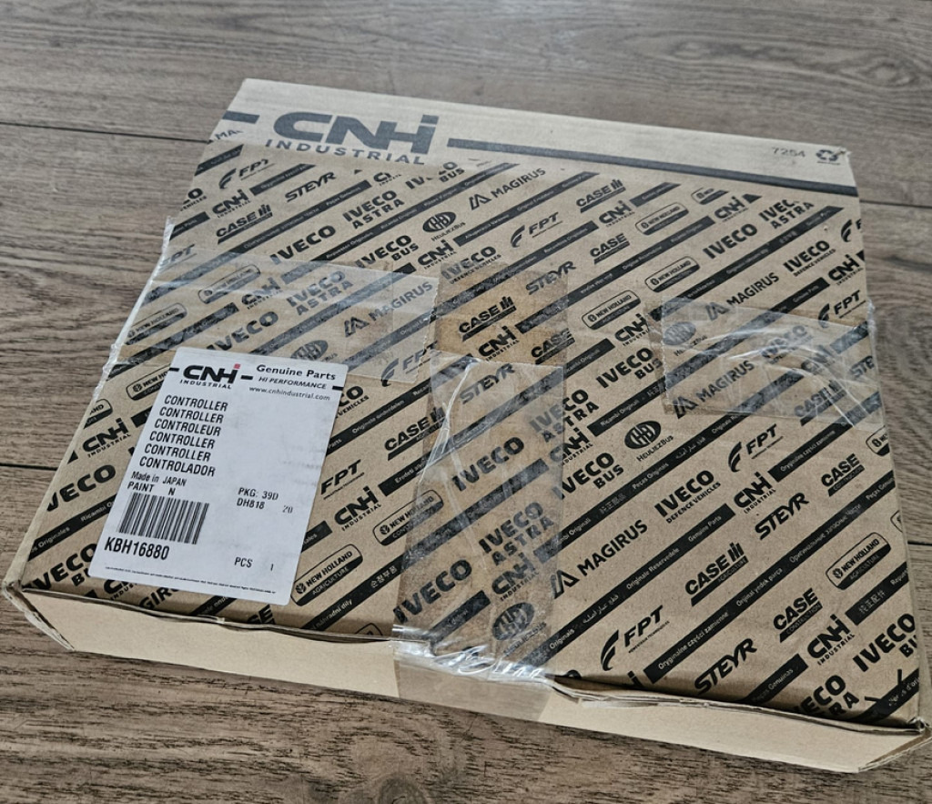 Case KBH16880 - 48011605 - وحدة تحكم الكتروني - آلات البناء: صورة 4 Case KBH16880 - 48011605 - وحدة تحكم الكتروني - آلات البناء: صورة 4