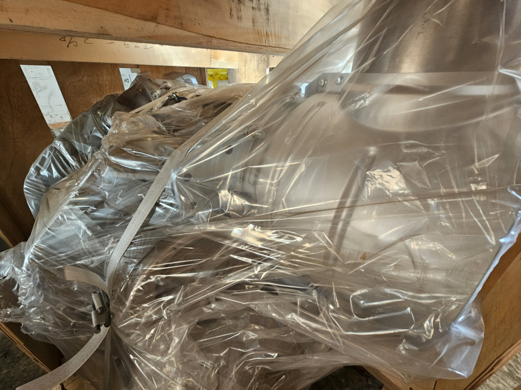 Case KTH14280 - كاتم الصوت - آلات البناء: صورة 4 Case KTH14280 - كاتم الصوت - آلات البناء: صورة 4