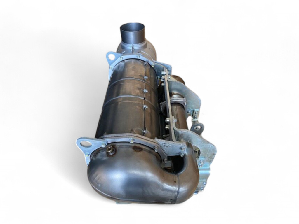 Case KTH14280 - كاتم الصوت - آلات البناء: صورة 1 Case KTH14280 - كاتم الصوت - آلات البناء: صورة 1