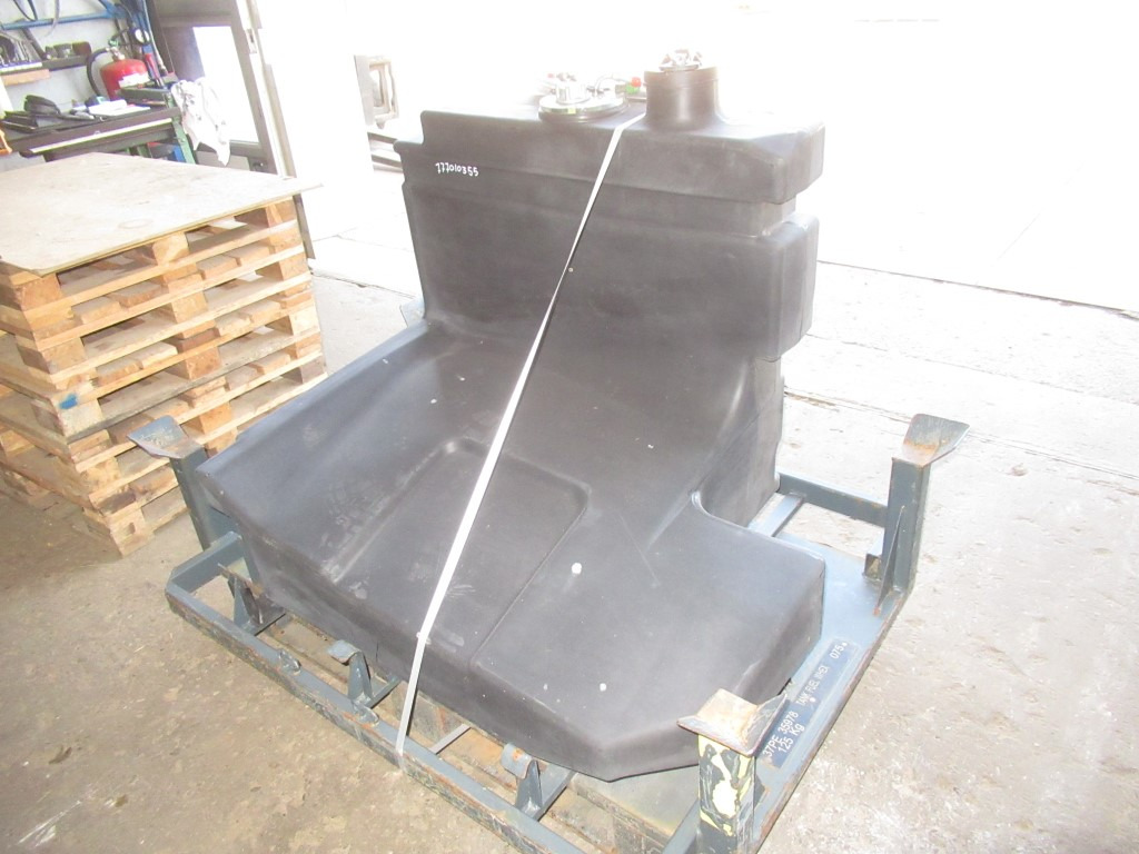 Caterpillar 2644759 - خزان الوقود - آلات البناء: صورة 3 Caterpillar 2644759 - خزان الوقود - آلات البناء: صورة 3