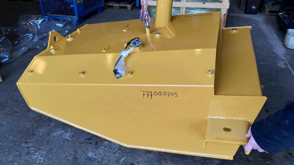 Caterpillar 4362430 - خزان الوقود - آلات البناء: صورة 5 Caterpillar 4362430 - خزان الوقود - آلات البناء: صورة 5