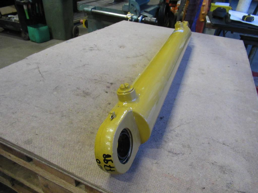 Caterpillar 4414912 - اسطوانة هيدروليكية - آلات البناء: صورة 2 Caterpillar 4414912 - اسطوانة هيدروليكية - آلات البناء: صورة 2