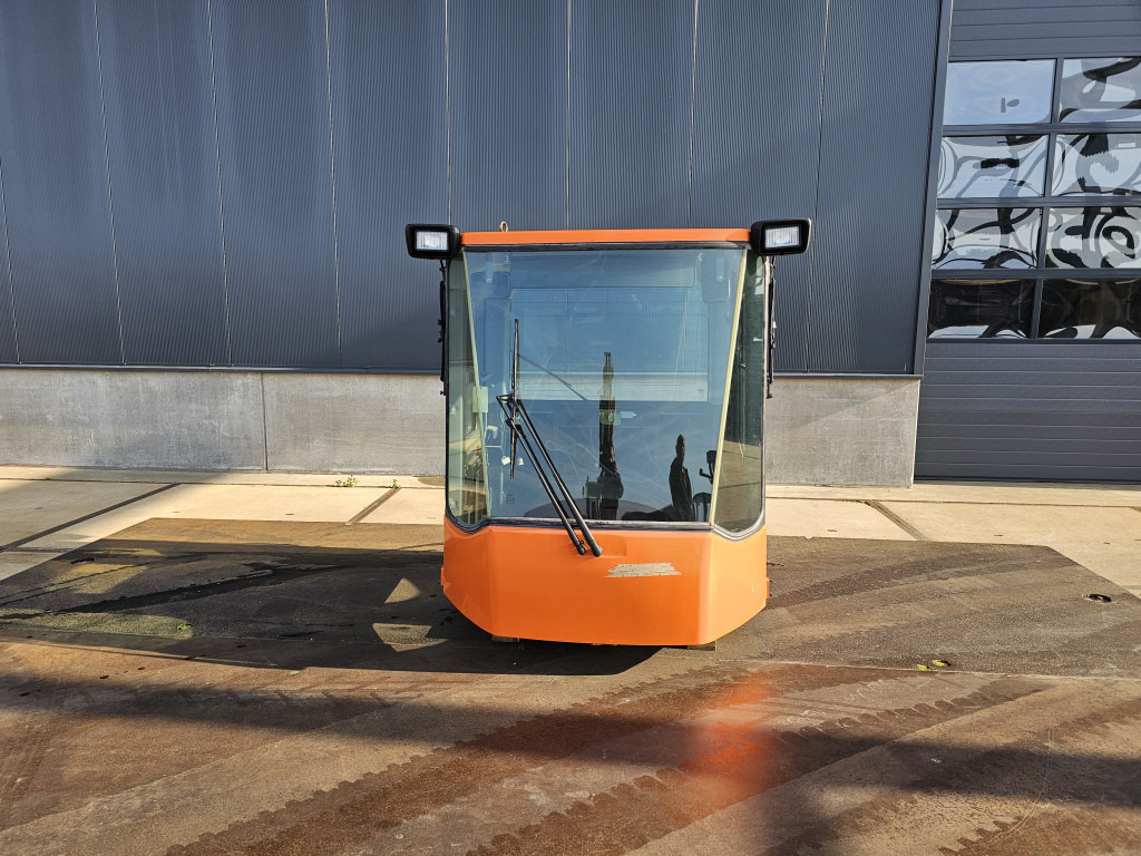 Doosan 220101-00071B - 220101-00071 - كابينة - آلات البناء: صورة 2 Doosan 220101-00071B - 220101-00071 - كابينة - آلات البناء: صورة 2