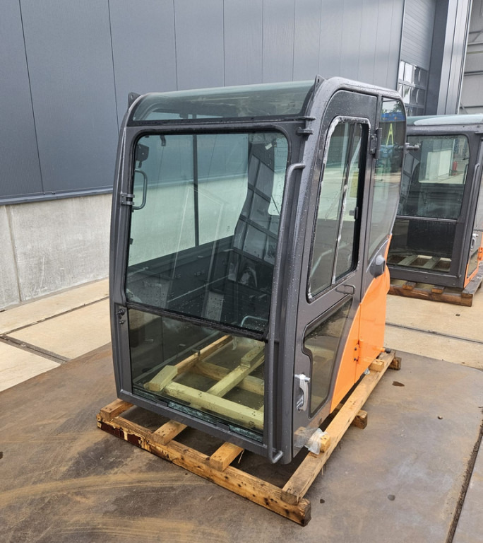 Doosan 220101-00889K - كابينة - آلات البناء: صورة 2 Doosan 220101-00889K - كابينة - آلات البناء: صورة 2