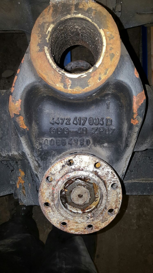 Hitachi 4477075 - 4472077091 - المحور الأمامي - آلات البناء: صورة 4 Hitachi 4477075 - 4472077091 - المحور الأمامي - آلات البناء: صورة 4