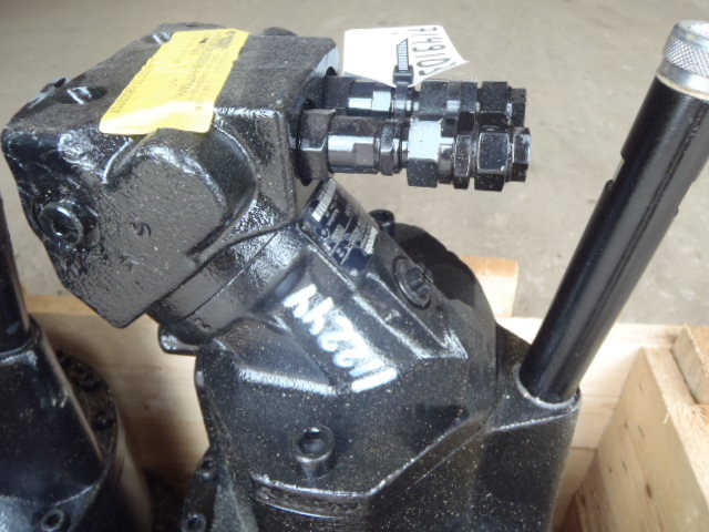 Hitachi 71491030 - 71491070 - محرك سوينغ - آلات البناء: صورة 1 Hitachi 71491030 - 71491070 - محرك سوينغ - آلات البناء: صورة 1