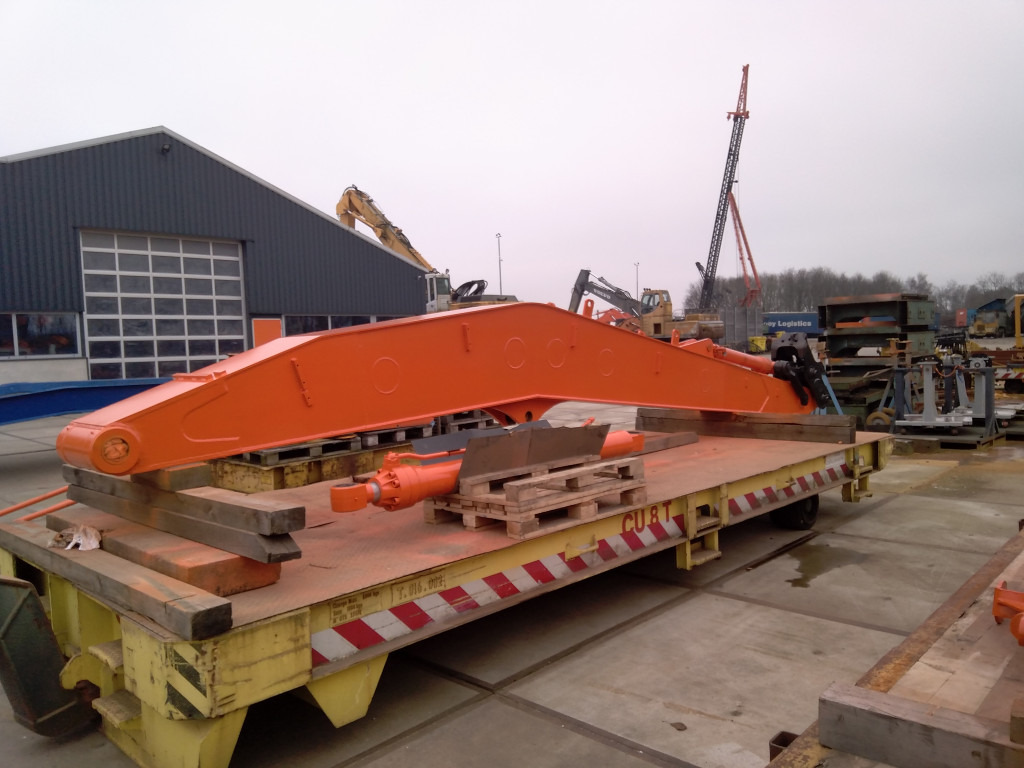 Hitachi EX400 - - ذراع تطويل - آلات البناء: صورة 1 Hitachi EX400 - - ذراع تطويل - آلات البناء: صورة 1