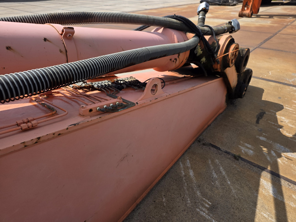 Hitachi EX750-5 - 5004146 - ذراع تطويل - آلات البناء: صورة 2 Hitachi EX750-5 - 5004146 - ذراع تطويل - آلات البناء: صورة 2