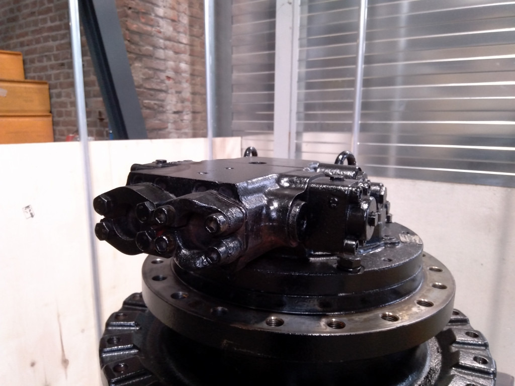 Hitachi HMGF78FA - - محرك هيدروليكي - آلات البناء: صورة 2 Hitachi HMGF78FA - - محرك هيدروليكي - آلات البناء: صورة 2