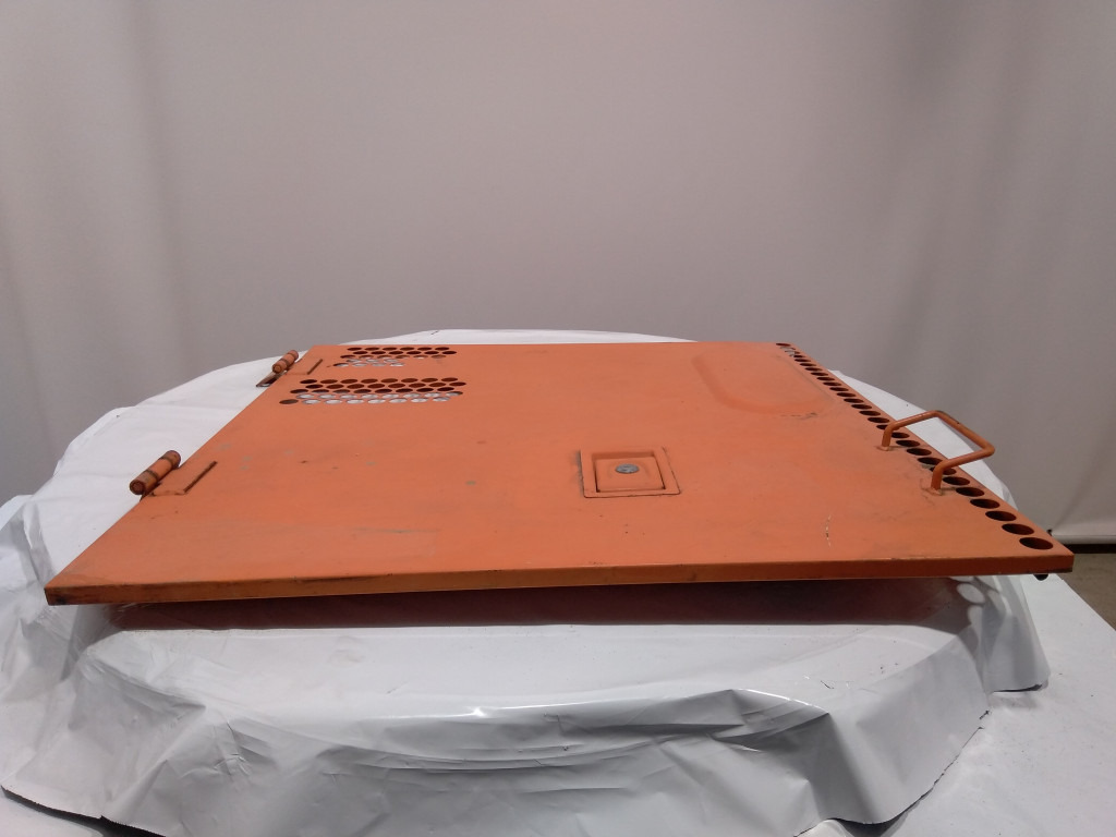 Hitachi ZX180LC-3 - 8105381 - باب و قطع الغيار - آلات البناء: صورة 2 Hitachi ZX180LC-3 - 8105381 - باب و قطع الغيار - آلات البناء: صورة 2