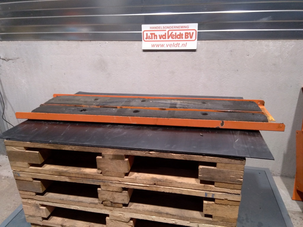 Hitachi ZX470LCH-5B - - باب و قطع الغيار - آلات البناء: صورة 2 Hitachi ZX470LCH-5B - - باب و قطع الغيار - آلات البناء: صورة 2