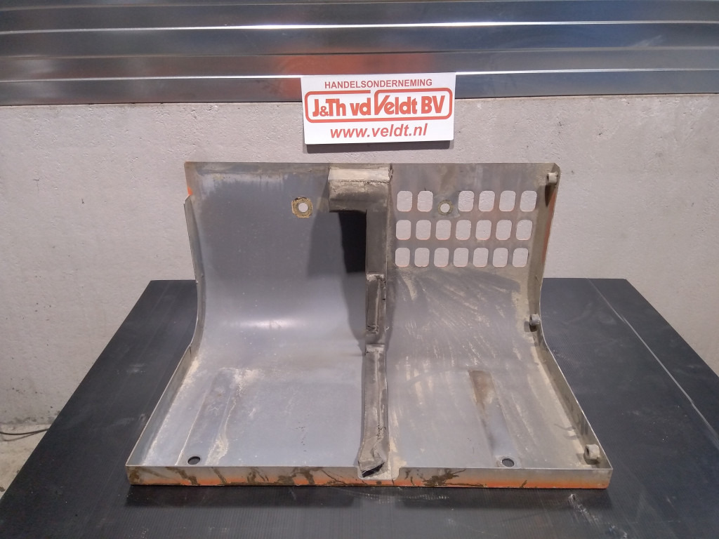 Hitachi ZX670LCH-3 - - باب و قطع الغيار - آلات البناء: صورة 3 Hitachi ZX670LCH-3 - - باب و قطع الغيار - آلات البناء: صورة 3