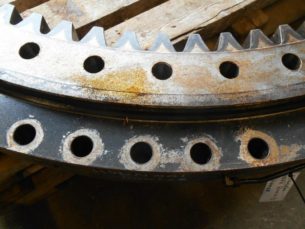 Hyundai 81ND-01020 - 81ND-01021 - محمل الدوران - آلات البناء: صورة 4 Hyundai 81ND-01020 - 81ND-01021 - محمل الدوران - آلات البناء: صورة 4