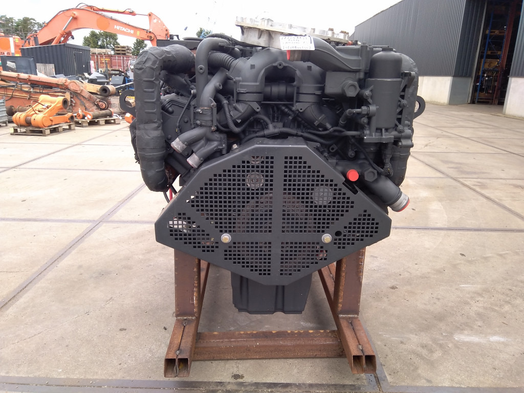 MTU 10V1600C60 - - محرك - آلات البناء: صورة 4 MTU 10V1600C60 - - محرك - آلات البناء: صورة 4