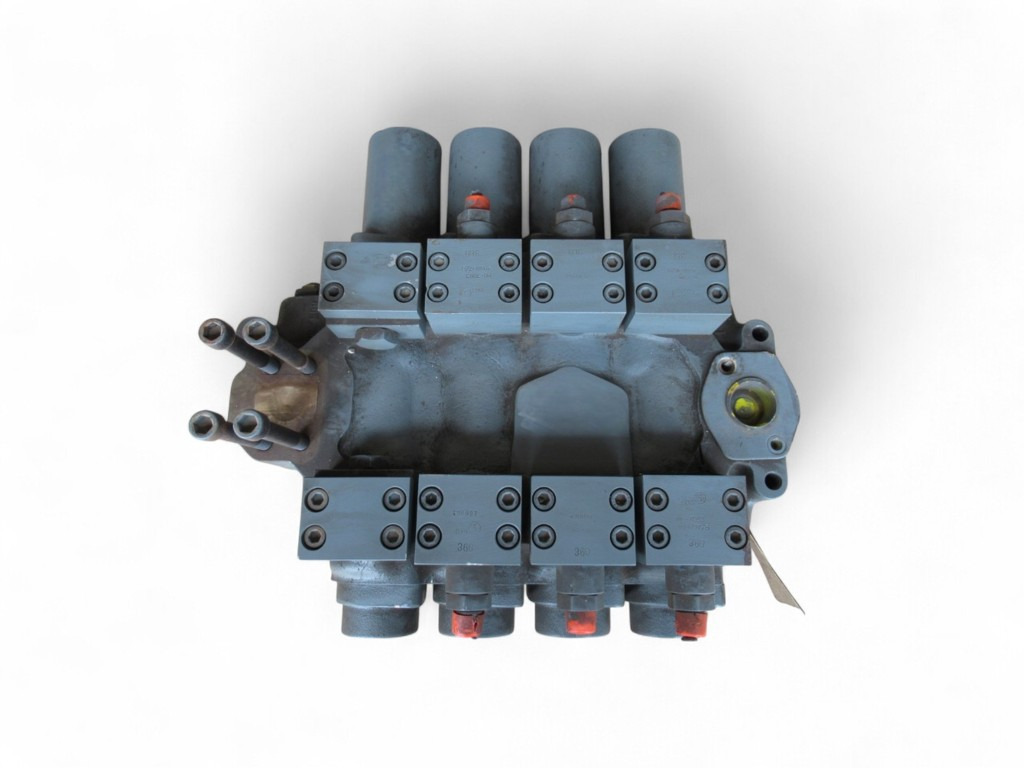 New Holland 1771467 - صمام هيدروليكي - آلات البناء: صورة 1 New Holland 1771467 - صمام هيدروليكي - آلات البناء: صورة 1