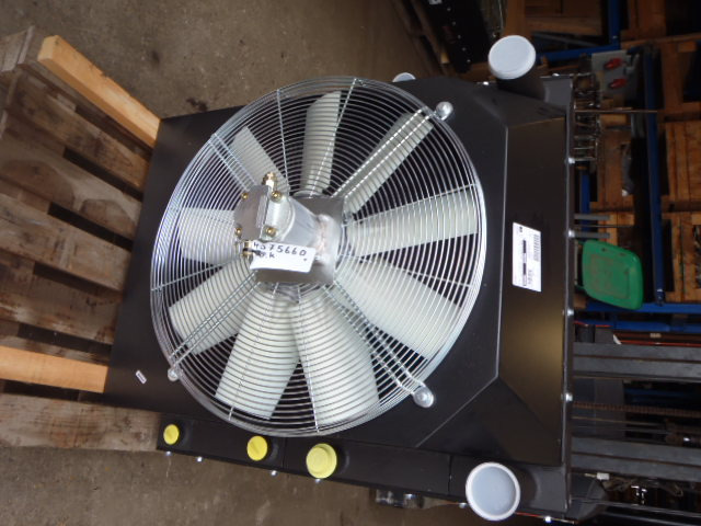 New Holland 4575660 - نظام التبريد - آلات البناء: صورة 2 New Holland 4575660 - نظام التبريد - آلات البناء: صورة 2