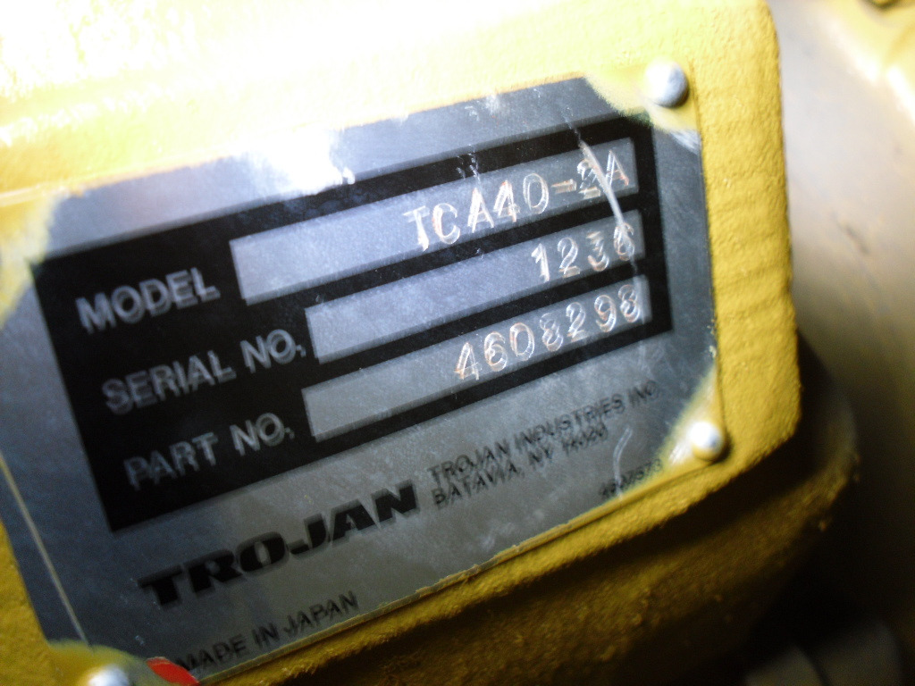 New Holland 4608299 - صندوق التروس - آلات البناء: صورة 4 New Holland 4608299 - صندوق التروس - آلات البناء: صورة 4