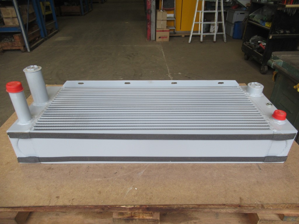 New Holland 6904525 - نظام التبريد - الآلات الزراعية: صورة 1 New Holland 6904525 - نظام التبريد - الآلات الزراعية: صورة 1