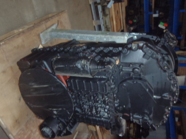 New Holland 84181315 - صندوق التروس - آلات البناء: صورة 3 New Holland 84181315 - صندوق التروس - آلات البناء: صورة 3