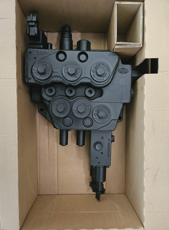 New Holland 84319698 - صمام هيدروليكي - آلات البناء: صورة 4 New Holland 84319698 - صمام هيدروليكي - آلات البناء: صورة 4