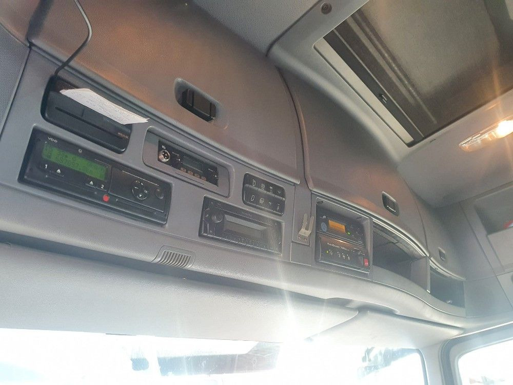 Mercedes-Benz Actros 1844 - وحدة جر: صورة 4 Mercedes-Benz Actros 1844 - وحدة جر: صورة 4