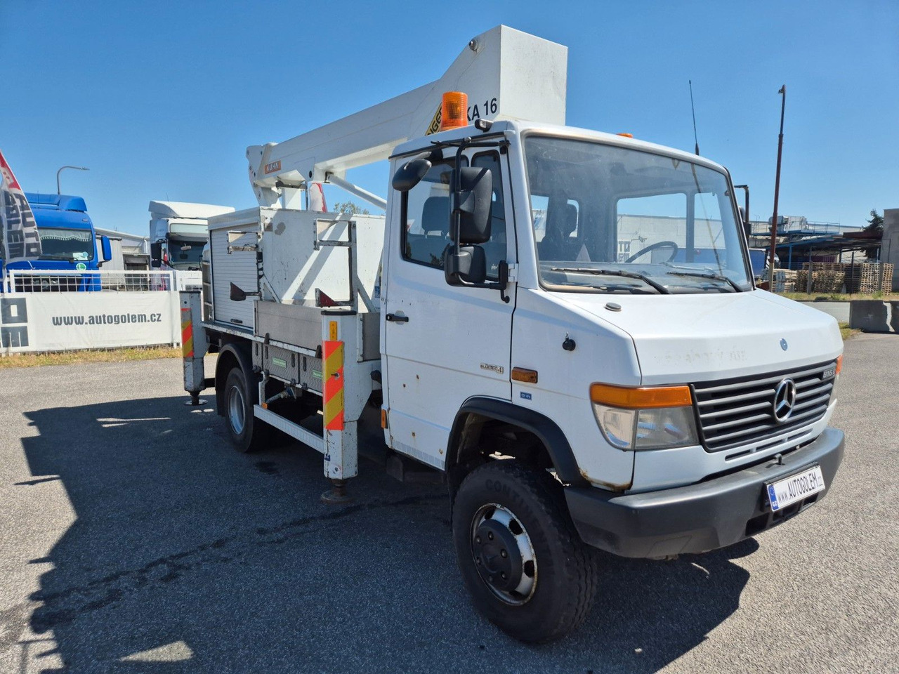 Mercedes-Benz Vario 816 work platform - منصة تلسكوبية محمولة على شاحنة: صورة 2 Mercedes-Benz Vario 816 work platform - منصة تلسكوبية محمولة على شاحنة: صورة 2