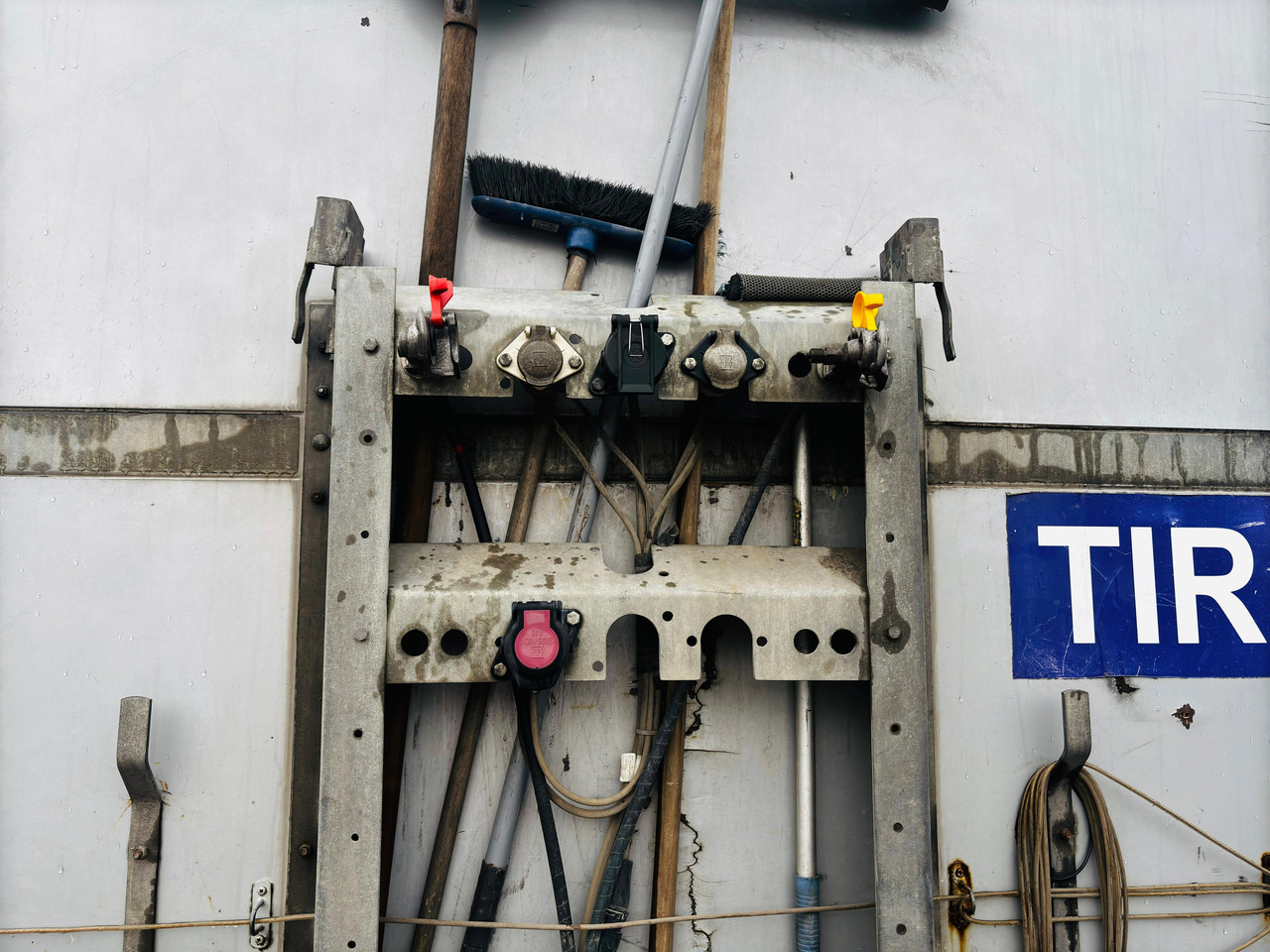 PANAV NV036M - نصف مقطورة: صورة 3 PANAV NV036M - نصف مقطورة: صورة 3