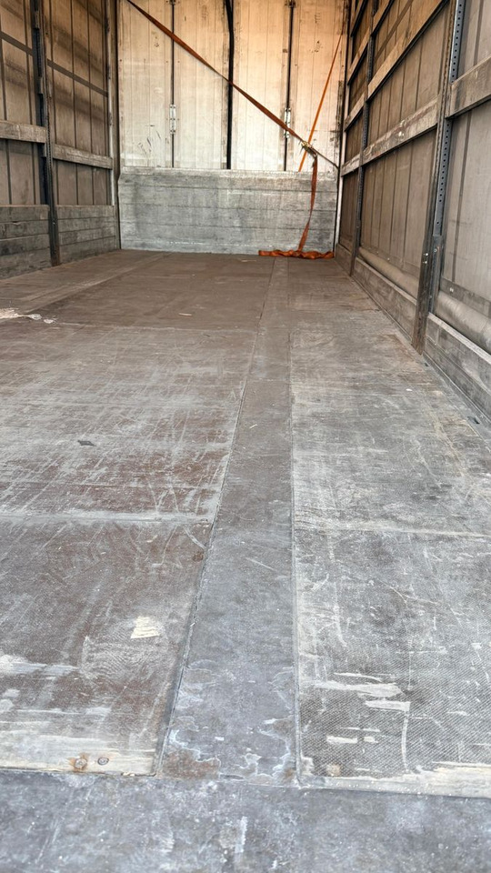 Svan CHT202 - مقطورة ستارة جانبية: صورة 5 Svan CHT202 - مقطورة ستارة جانبية: صورة 5