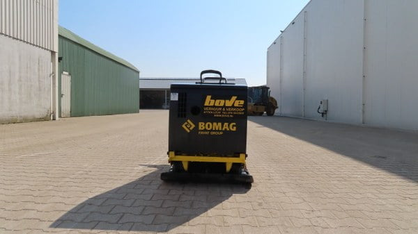لوحة اهتزازية Bomag BPR 100/80 D: صورة 7