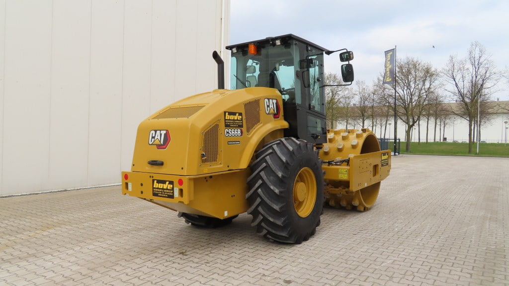 Caterpillar CS 66 B - مدحلة ضاغطة: صورة 2 Caterpillar CS 66 B - مدحلة ضاغطة: صورة 2