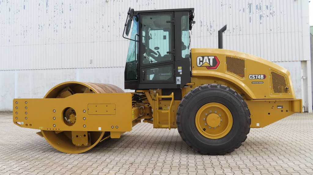 Caterpillar CS 74 B - مدحلة ضاغطة: صورة 5 Caterpillar CS 74 B - مدحلة ضاغطة: صورة 5