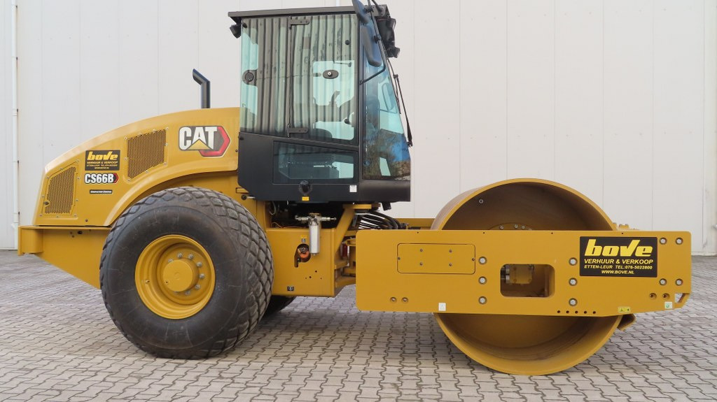 Caterpillar CS66B - مدحلة ضاغطة: صورة 1 Caterpillar CS66B - مدحلة ضاغطة: صورة 1