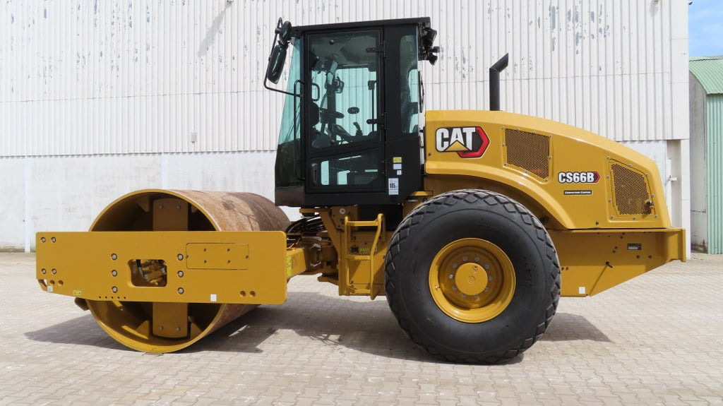 Caterpillar CS66B - مدحلة ضاغطة: صورة 5 Caterpillar CS66B - مدحلة ضاغطة: صورة 5