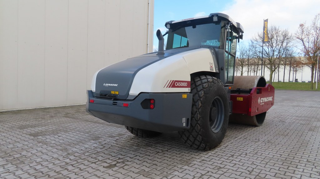 Dynapac CA5000D - مدحلة ضاغطة: صورة 2 Dynapac CA5000D - مدحلة ضاغطة: صورة 2