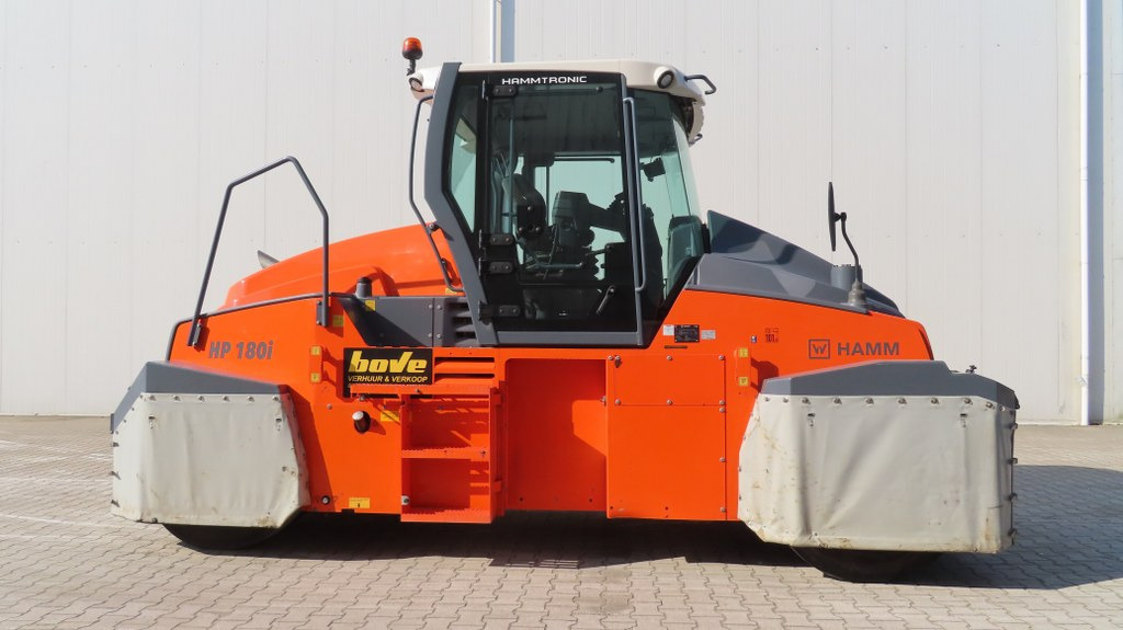 Hamm HP180 i - مدحلة هوائية: صورة 1 Hamm HP180 i - مدحلة هوائية: صورة 1