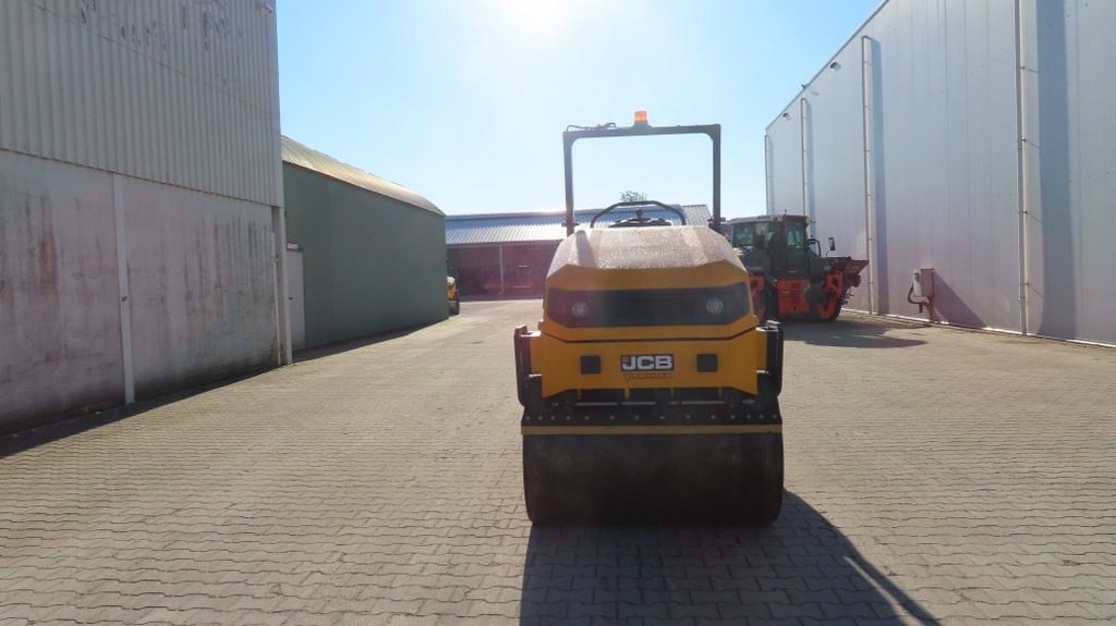 مدحلة اسفلت JCB CT380-130: صورة 7