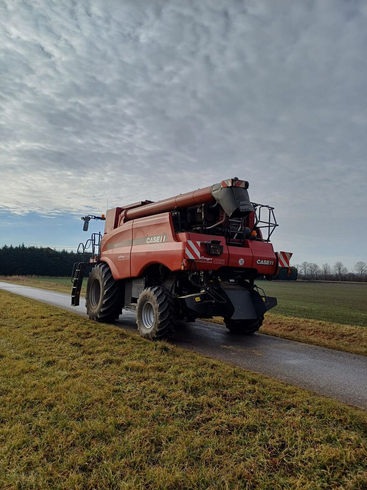 Case IH Axial-Flow 7240 - حصادة موحَّدة: صورة 5 Case IH Axial-Flow 7240 - حصادة موحَّدة: صورة 5