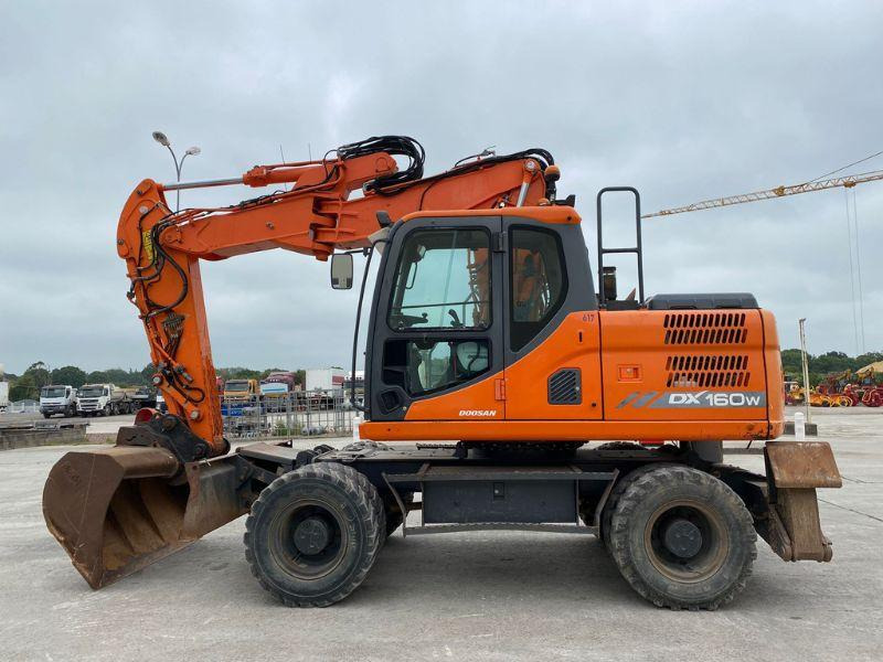 Doosan DX160 - حفارة دولاب: صورة 2 Doosan DX160 - حفارة دولاب: صورة 2