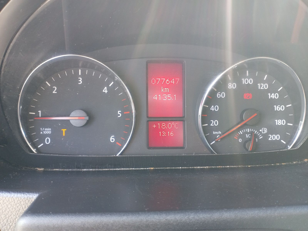 Volkswagen Crafter 50 Koffer 2.0 TDI LR 120 kW Diesel - شاحنة مغلقة الصندوق: صورة 4 Volkswagen Crafter 50 Koffer 2.0 TDI LR 120 kW Diesel - شاحنة مغلقة الصندوق: صورة 4