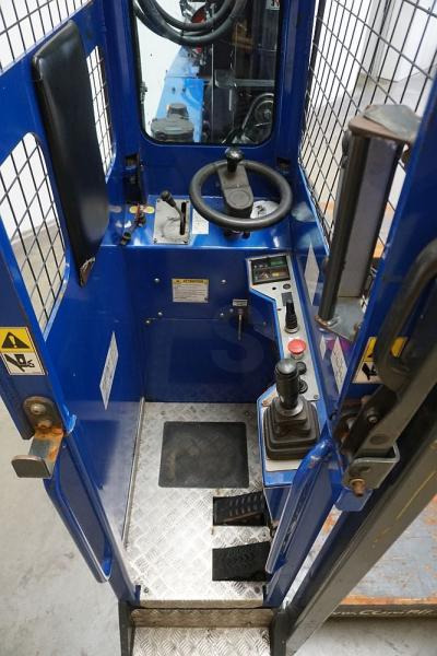 Combilift C2500GT - محمل جانبي - رافعة شوكية ذات شحن جانبي: صورة 3 Combilift C2500GT - محمل جانبي - رافعة شوكية ذات شحن جانبي: صورة 3