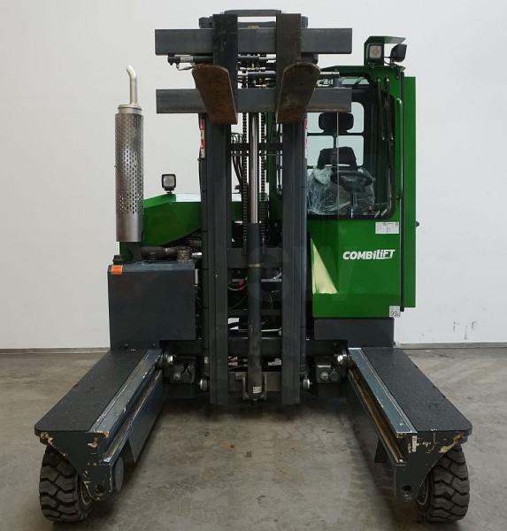Combilift C3000 - شاحنة مناولة بأربعة اتجاهات: صورة 5 Combilift C3000 - شاحنة مناولة بأربعة اتجاهات: صورة 5