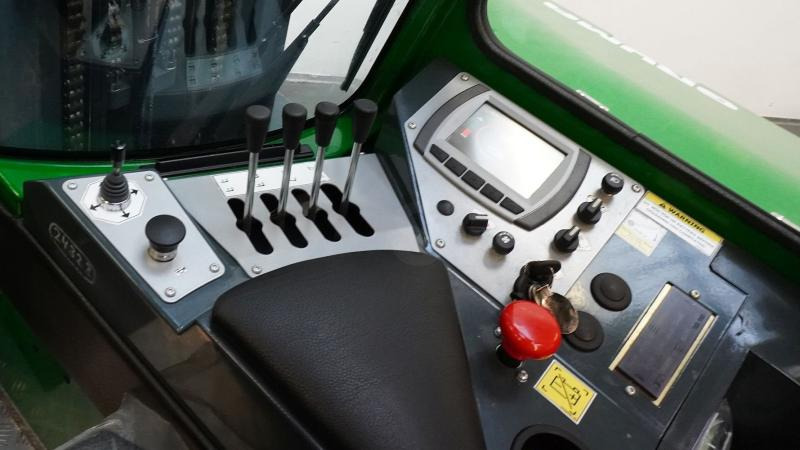 Combilift C5000XLE - شاحنة مناولة بأربعة اتجاهات: صورة 4 Combilift C5000XLE - شاحنة مناولة بأربعة اتجاهات: صورة 4
