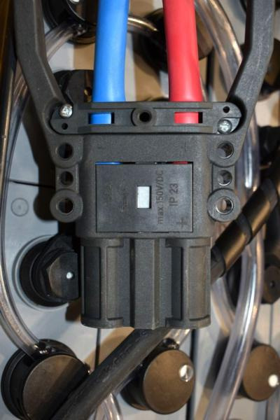 GRUMA 24 Volt 3 PzS 375 Ah - بطارية: صورة 4 GRUMA 24 Volt 3 PzS 375 Ah - بطارية: صورة 4
